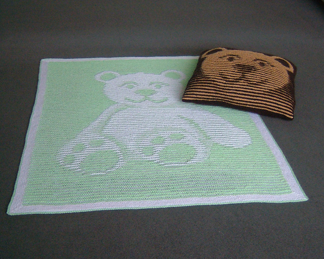 Teddy Bear Illusion Blanket & Cushion KAL
